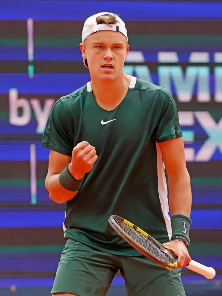 成了极大的 成了极大的